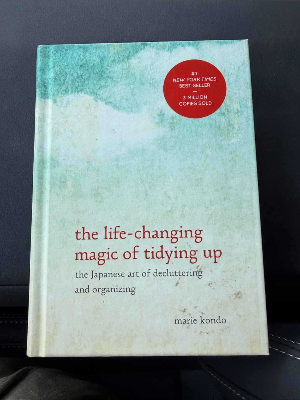 The Life-Changing Magic of Tidying Up - Green Cover